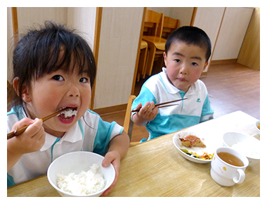 給食の風景